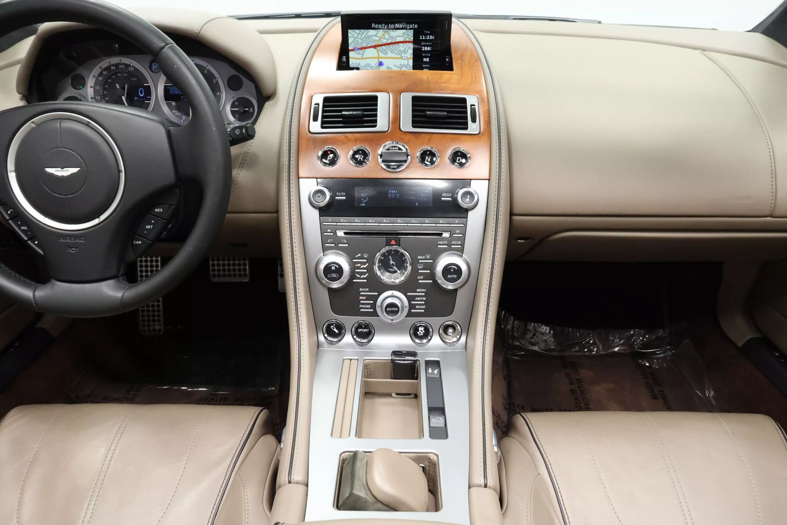 2015 Aston Martin Db9 - Image 44