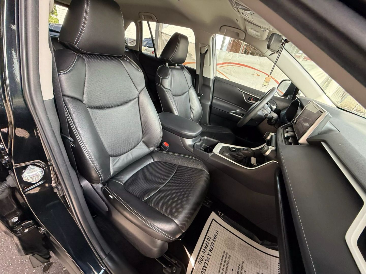 2023 Toyota Rav4 Hybrid - Image 26