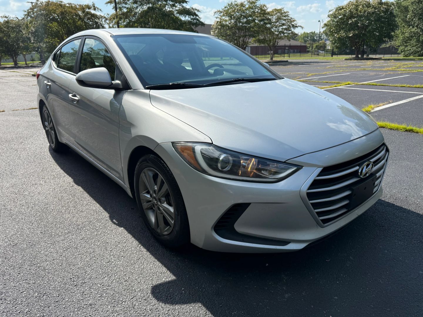 2018 Hyundai Elantra - Image 3