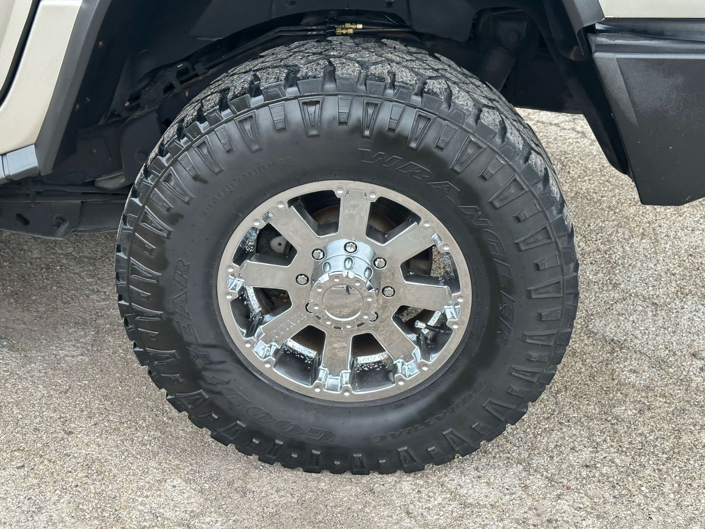 2003 Hummer H2 - Image 45