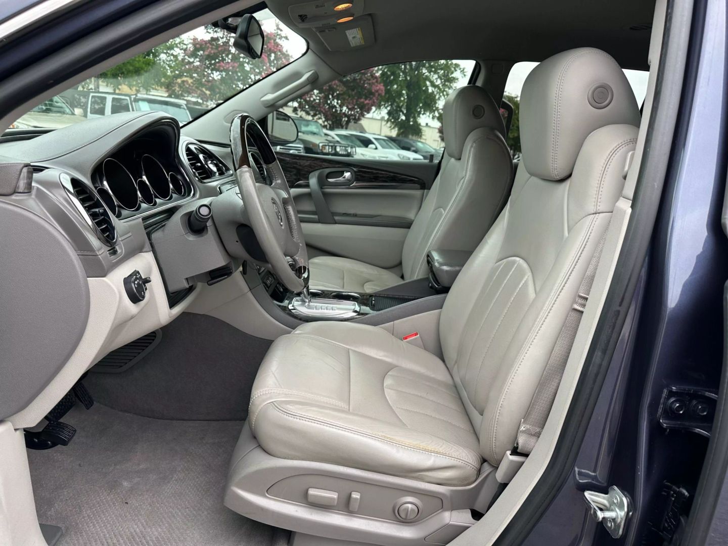 2014 Buick Enclave - Image 14