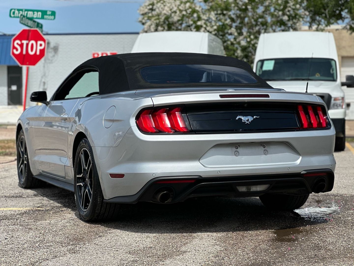 2019 Ford Mustang - Image 7