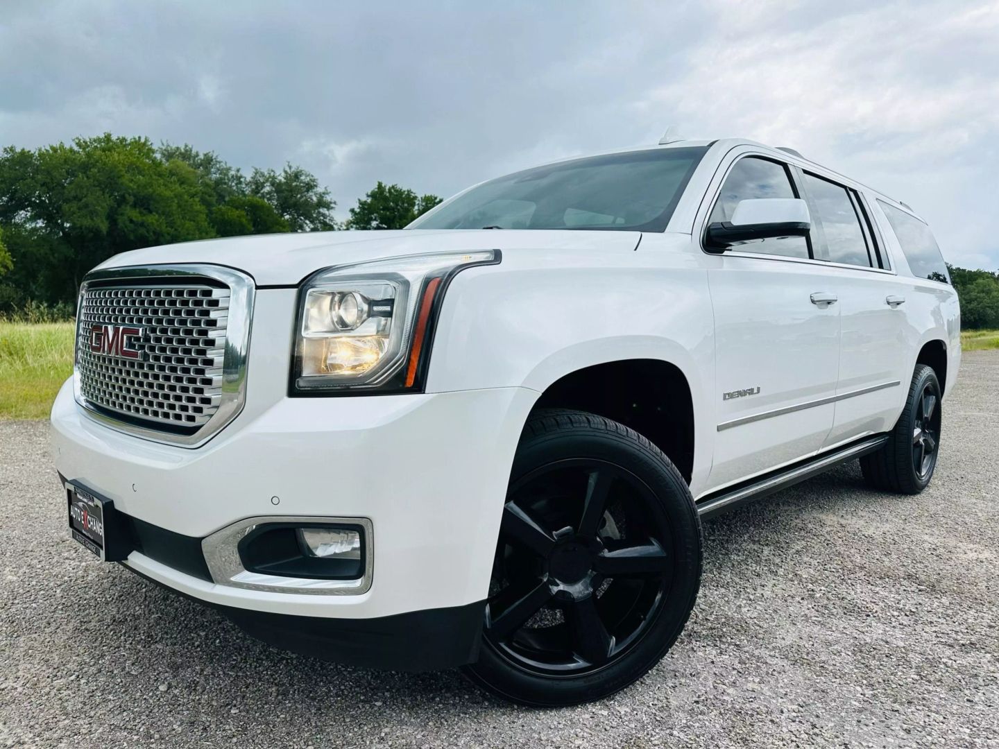 2017 Gmc Yukon Xl - Image 1
