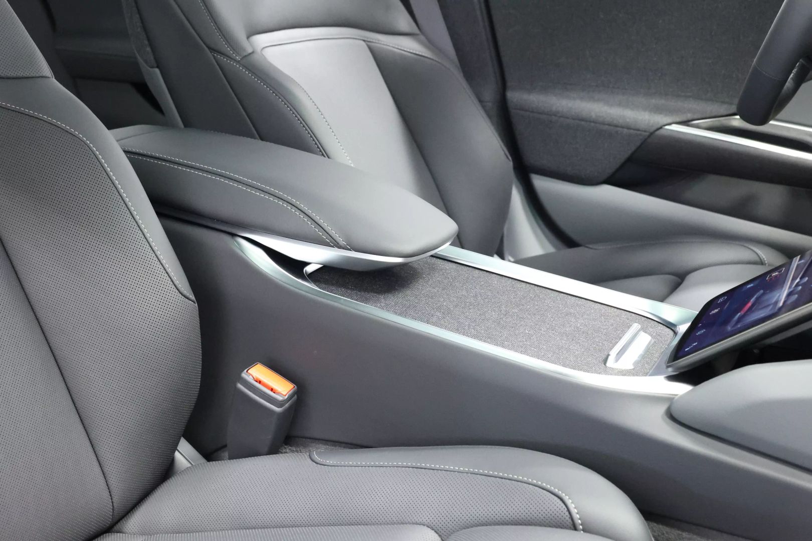 2025 Lucid Air - Image 89