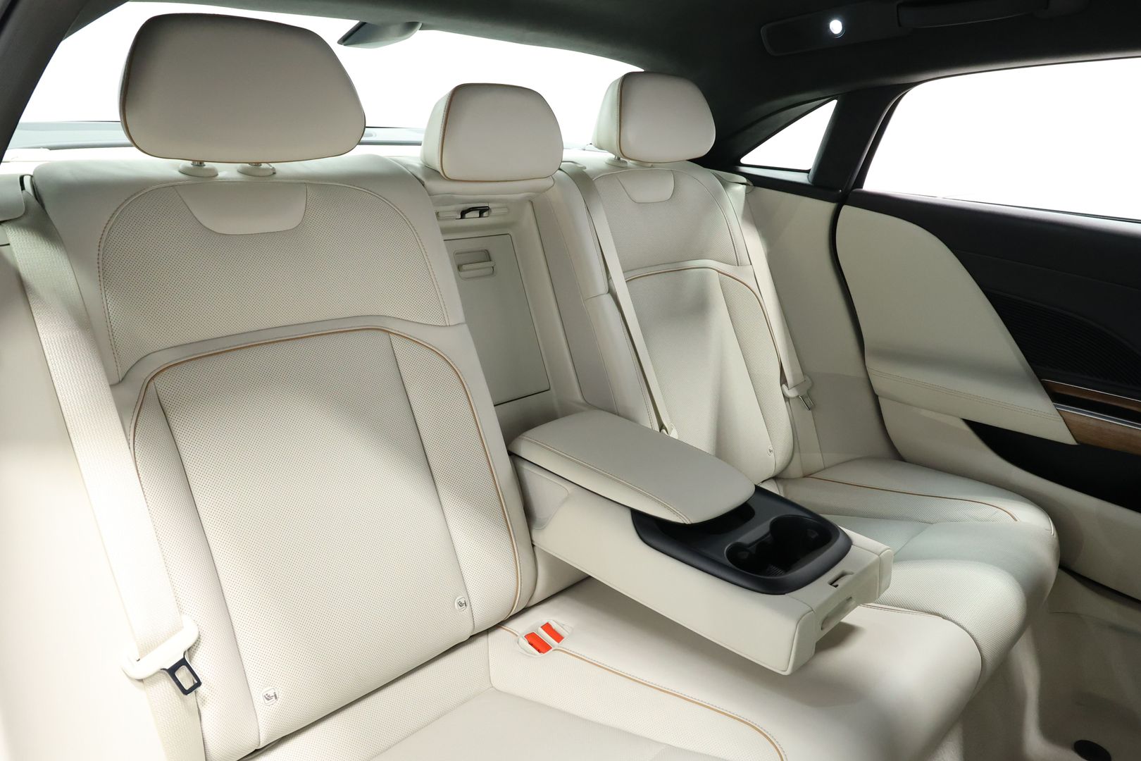 2025 Lucid Air - Image 78