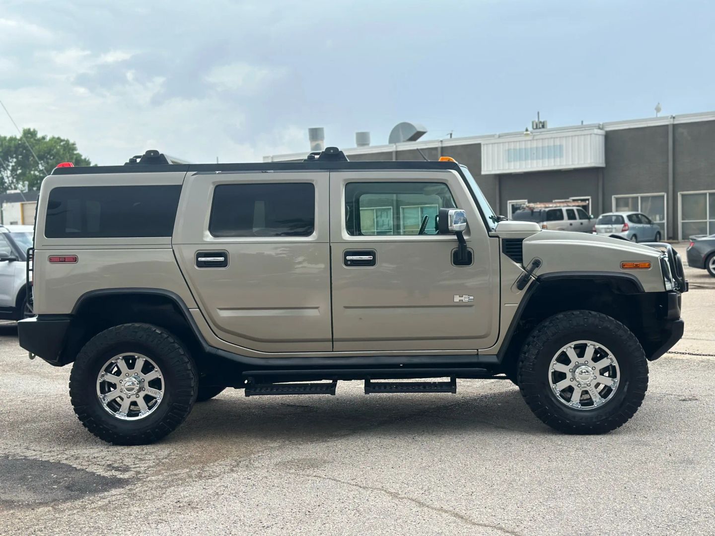 2003 Hummer H2 - Image 9