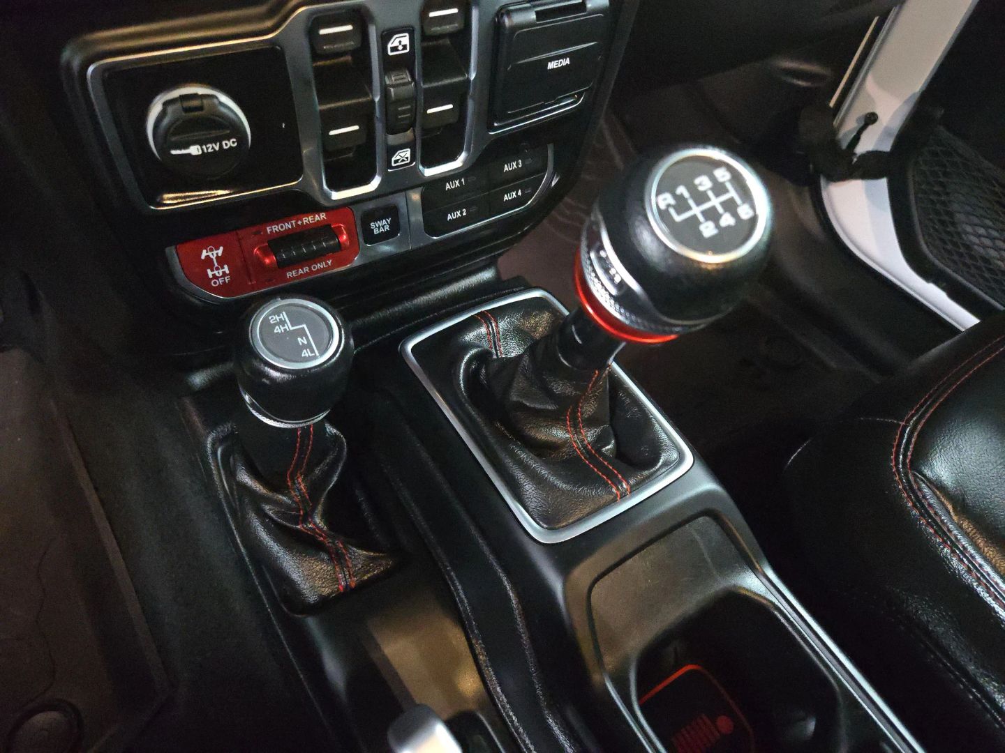 2019 Jeep Wrangler Unlimited - Image 15