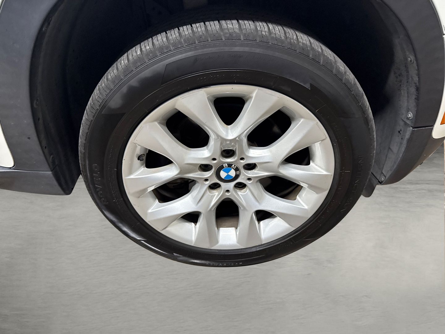 2013 Bmw X5 - Image 15