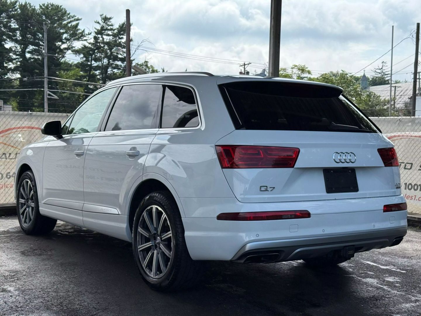 2018 Audi Q7 - Image 9