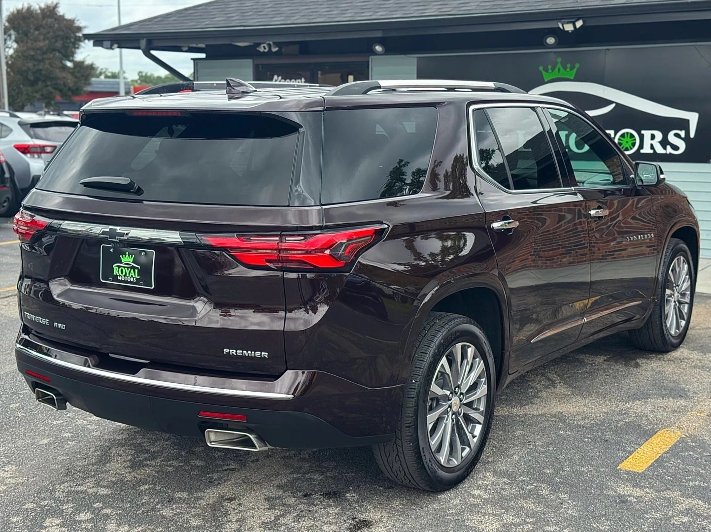 2023 Chevrolet Traverse - Image 11