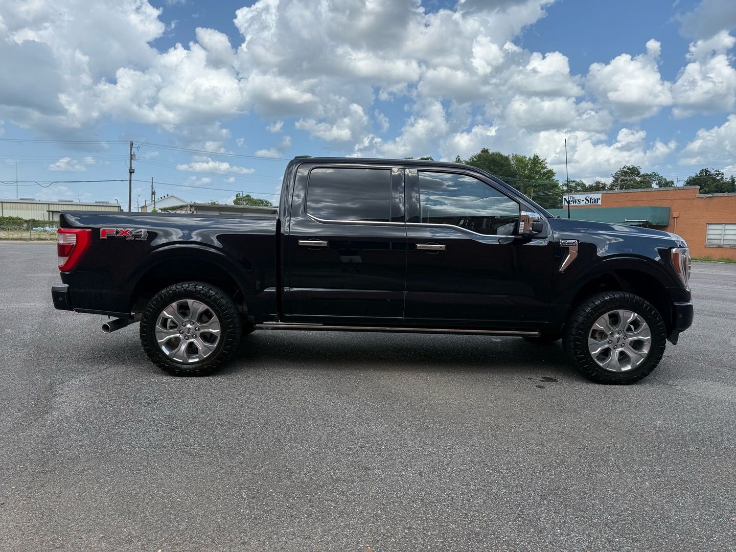 2022 Ford F150 Supercrew Cab - Image 8