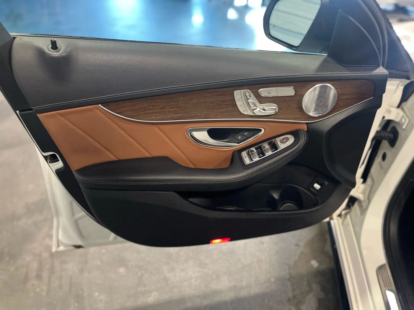 2021 Mercedes-benz Mercedes-amg C-class C 43 Amg Sedan 4d - Image 25