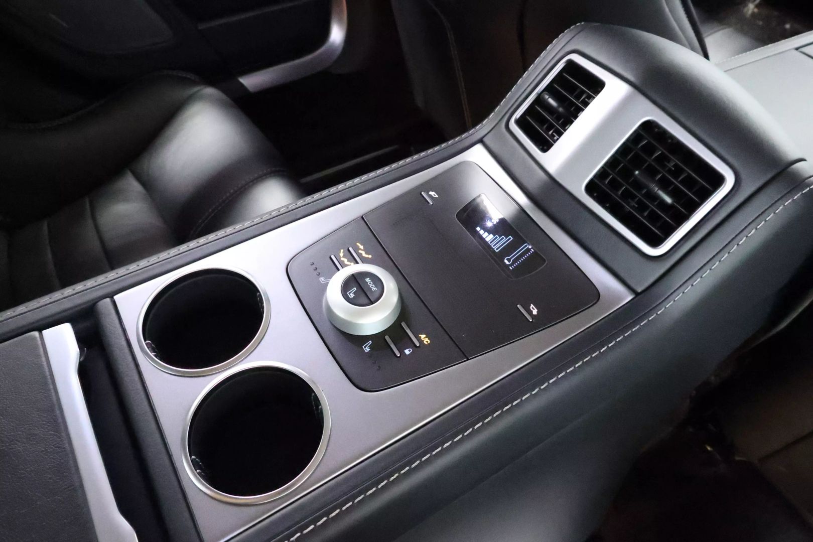 2011 Aston Martin Rapide - Image 76