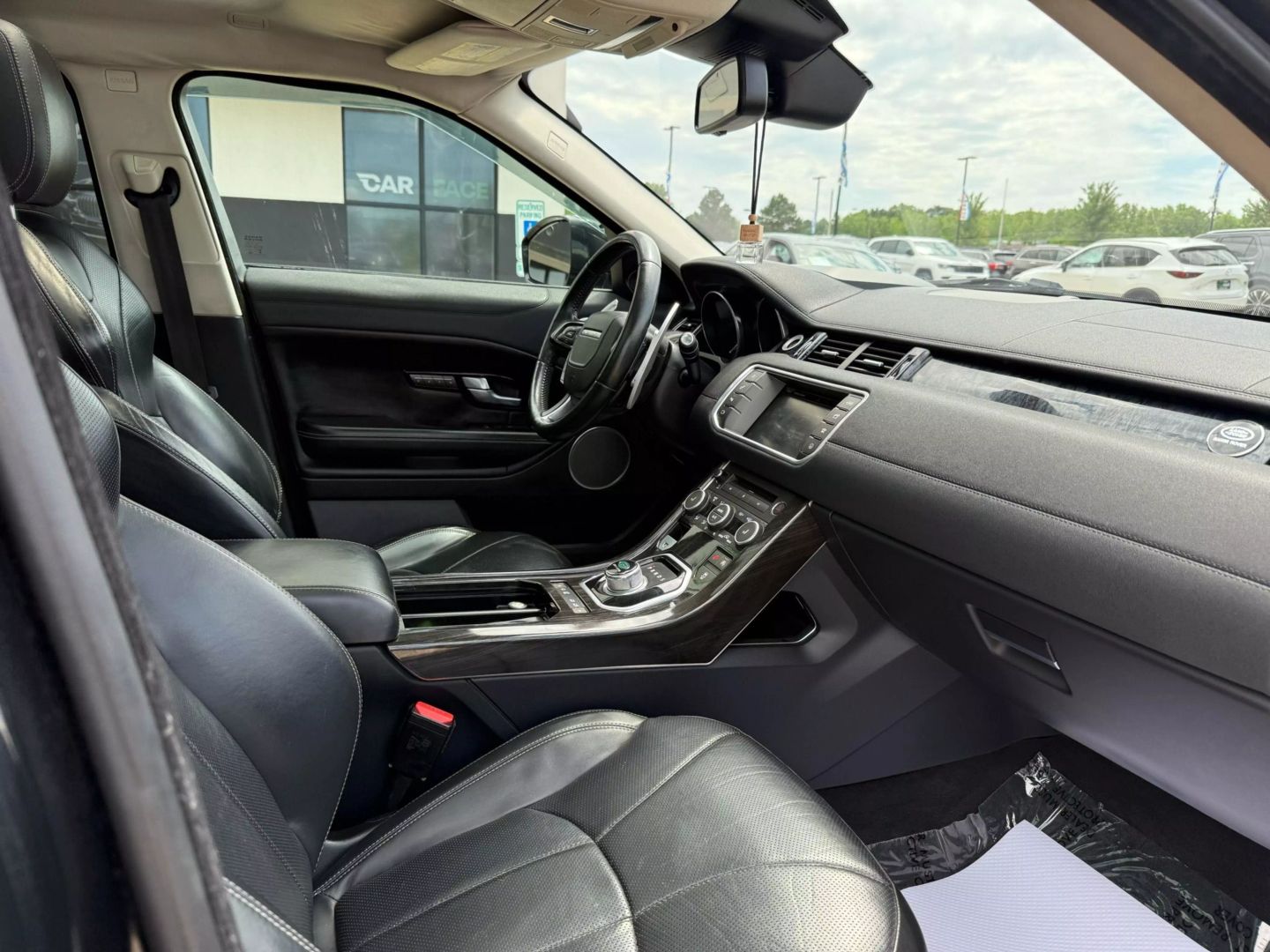 2016 Land Rover Range Rover Evoque - Image 30