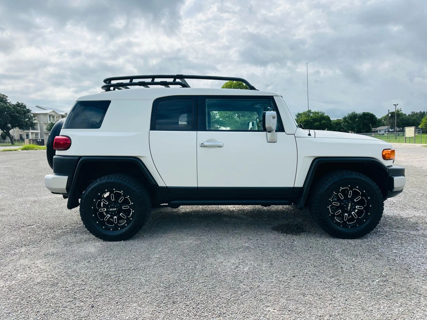 2013 Toyota Fj Cruiser - Image 5