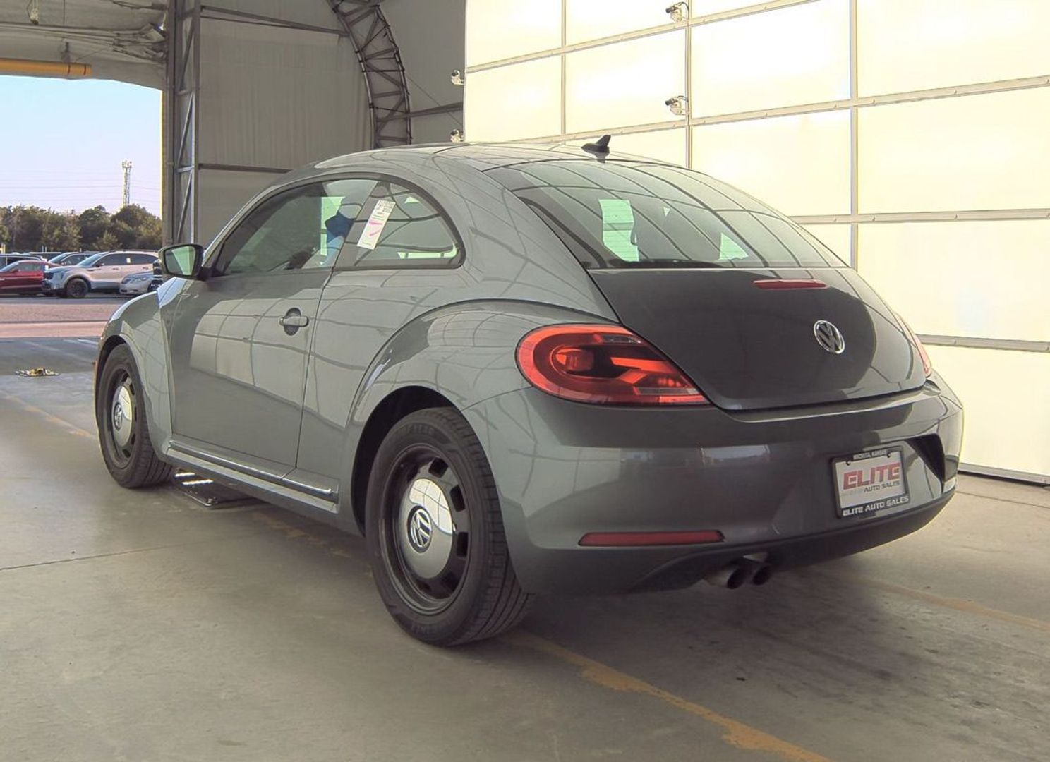 2014 Volkswagen Beetle - Image 7