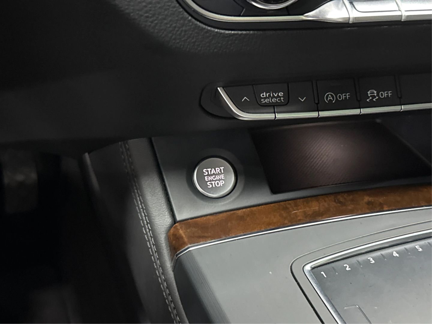 2019 Audi Q5 - Image 25