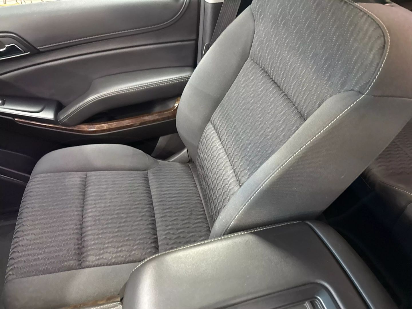 2019 Chevrolet Tahoe - Image 30
