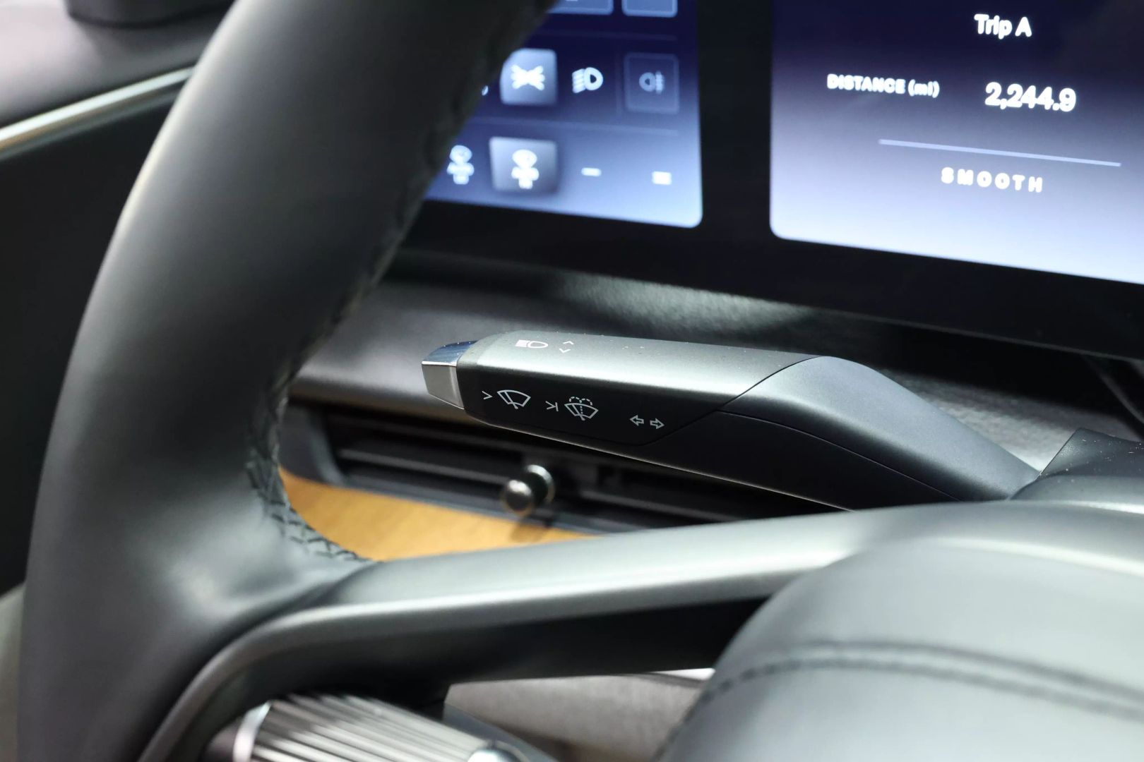2025 Lucid Air - Image 22
