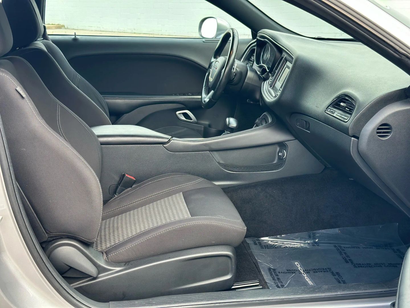 2015 DODGE CHALLENGER COUPE V6, 3.6 LITER SXT COUPE 2D