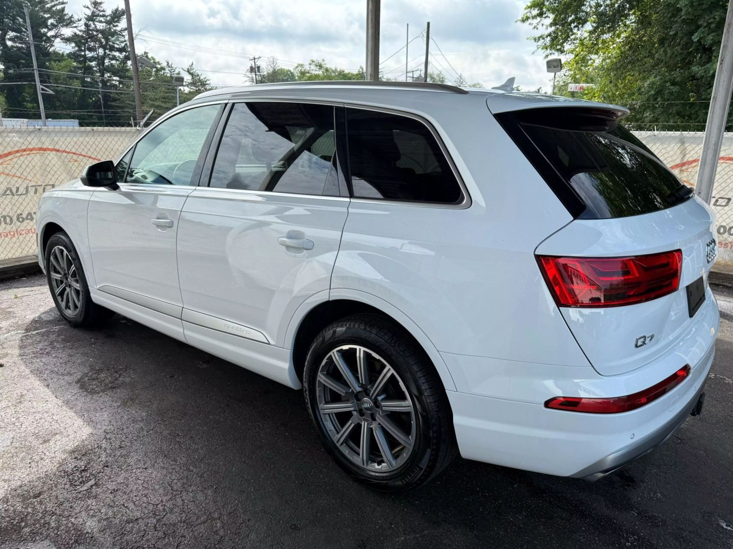 2018 Audi Q7 - Image 13