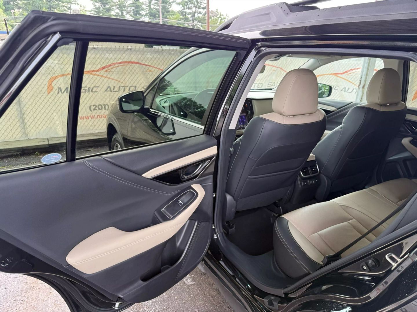2020 Subaru Outback - Image 17