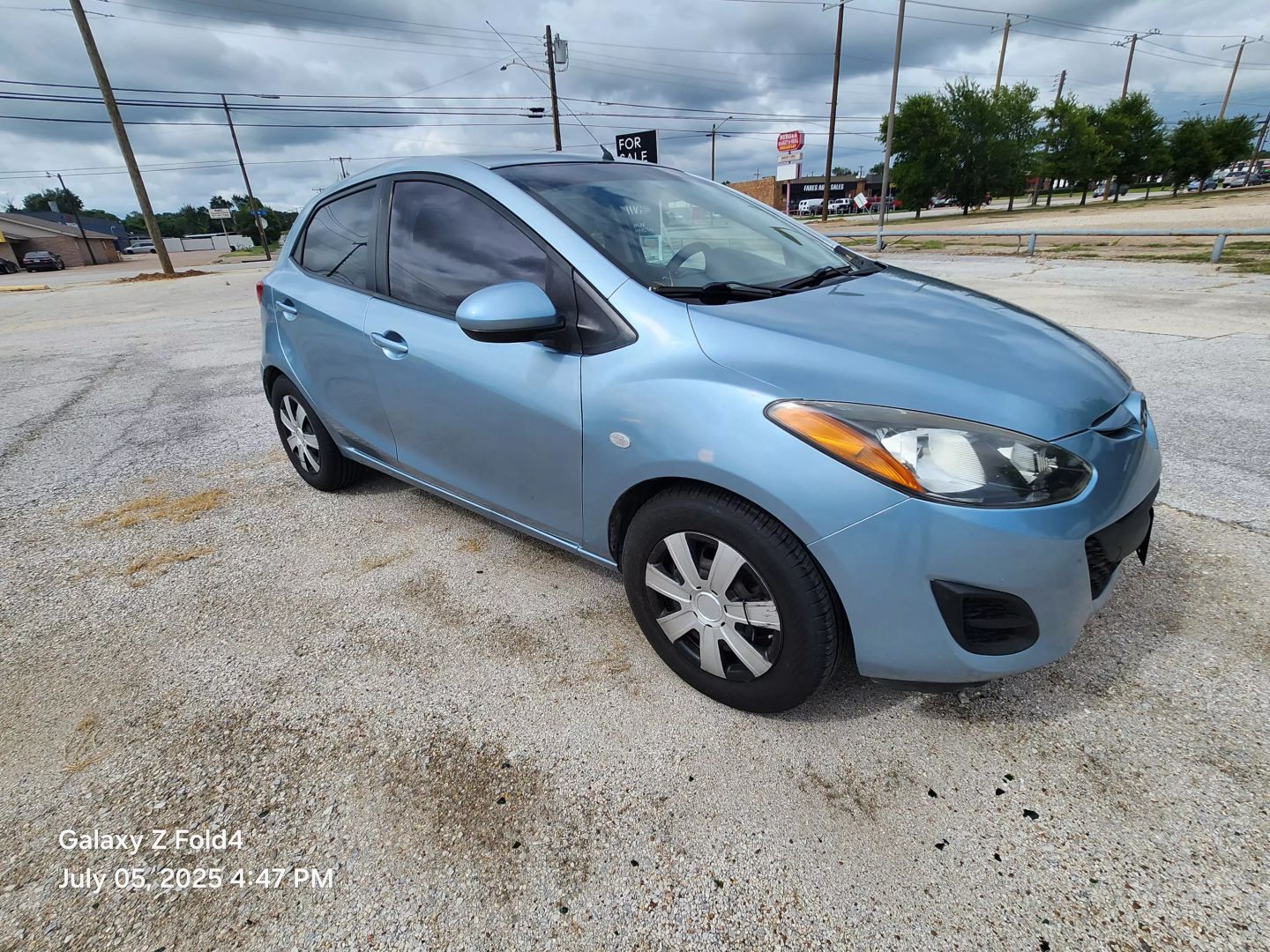 2013 Mazda Mazda2 - Image 3