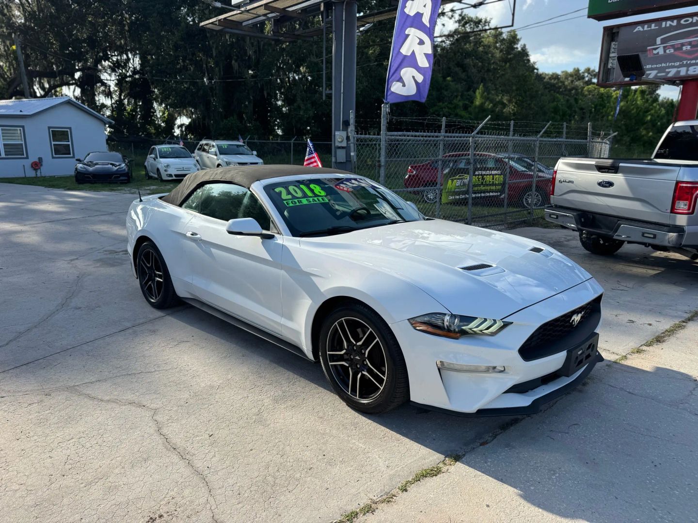 2018 Ford Mustang EcoBoost Premium's photo