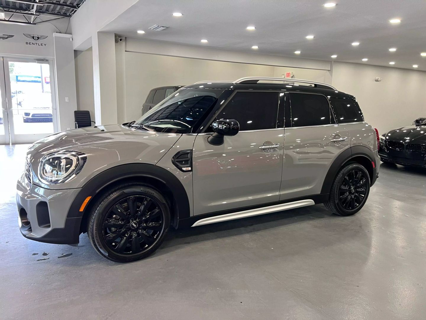 2022 Mini Countryman Oxford Hatchback 4d - Image 4