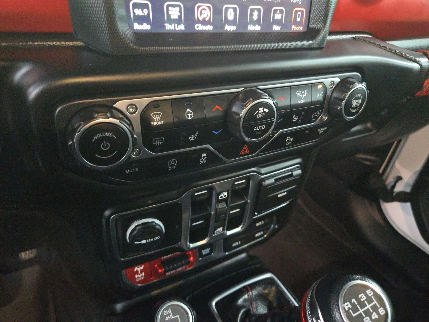 2019 Jeep Wrangler Unlimited - Image 24