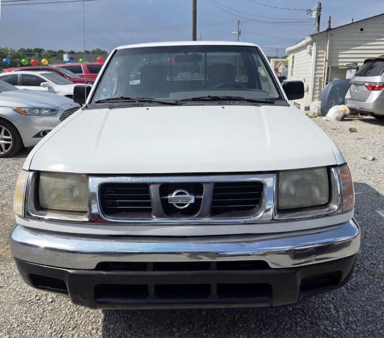 2000 Nissan Frontier XE