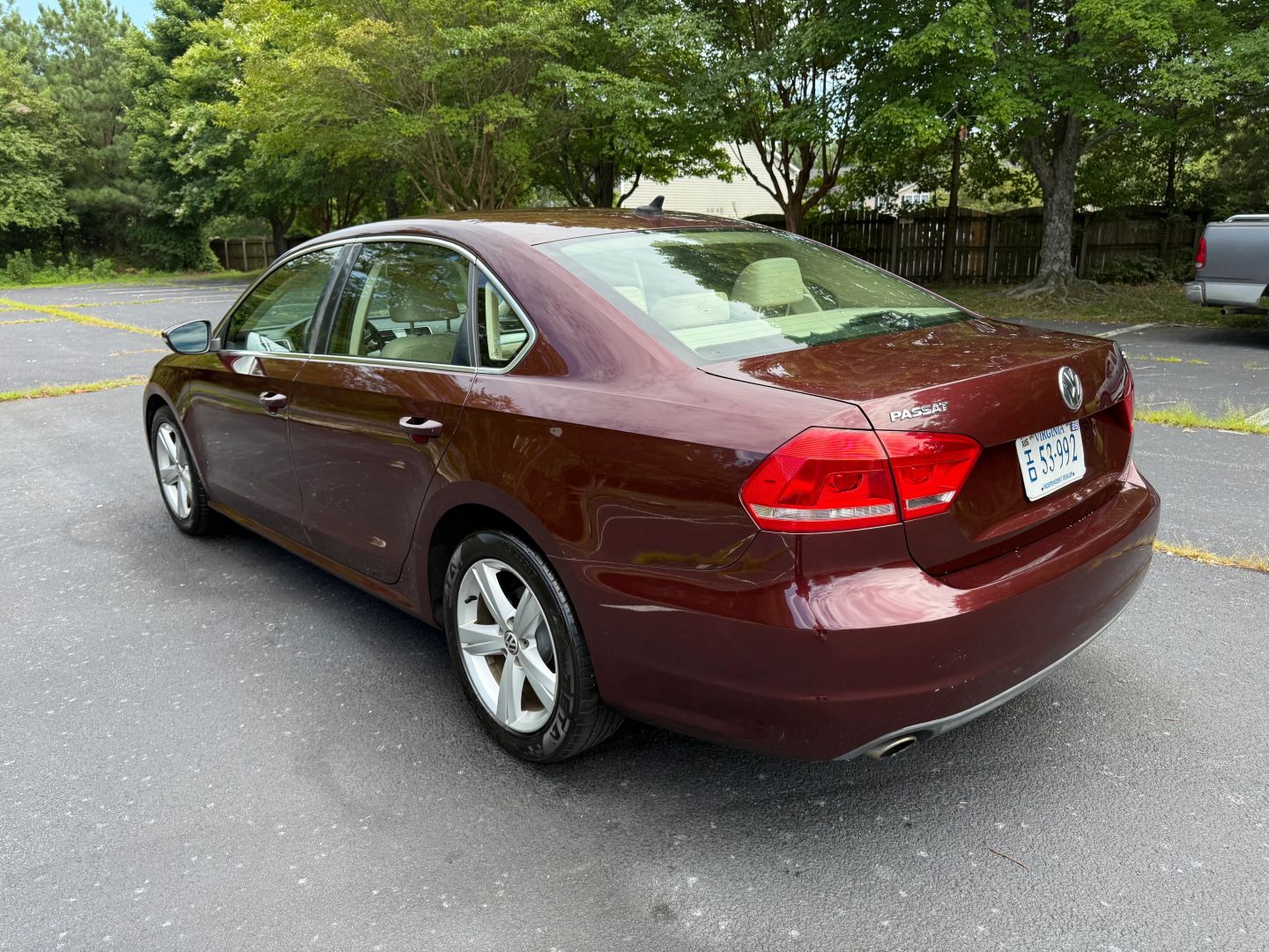 2012 Volkswagen Passat - Image 7