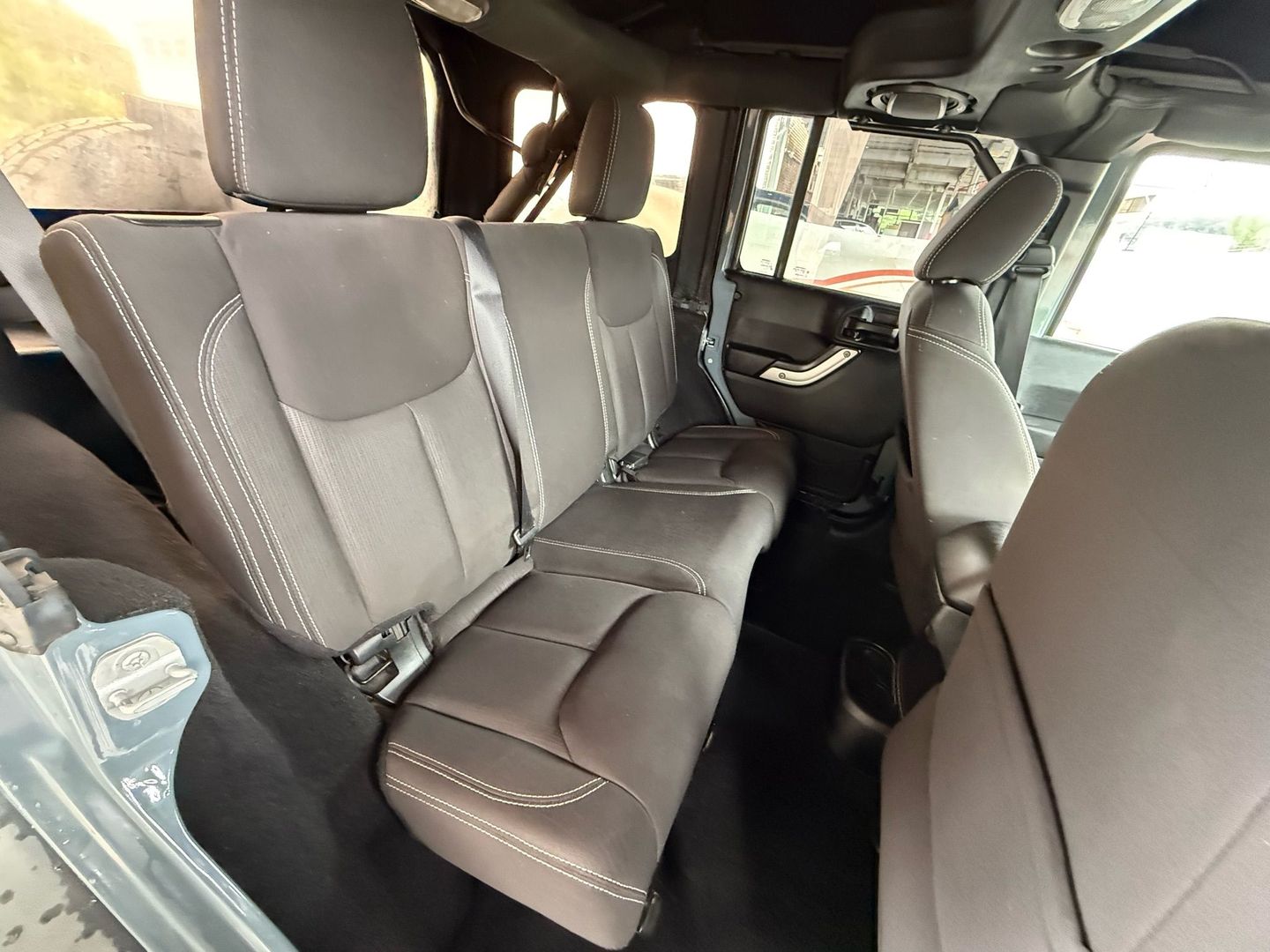 2014 Jeep Wrangler - Image 23