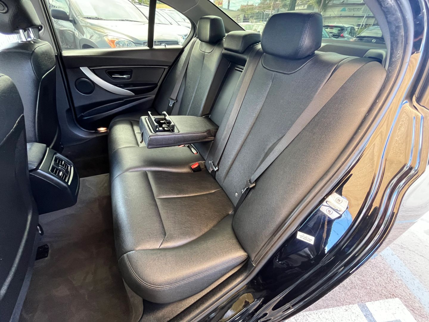 2018 Bmw 3 Series  Vin: Wba8a9c53jk622915 Stock Id: 622915 - Image 16
