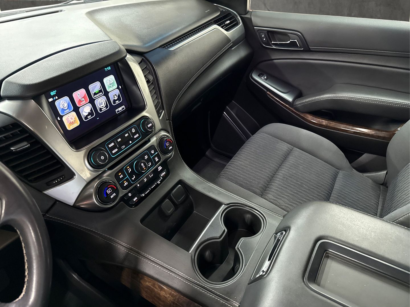 2019 Chevrolet Tahoe - Image 33