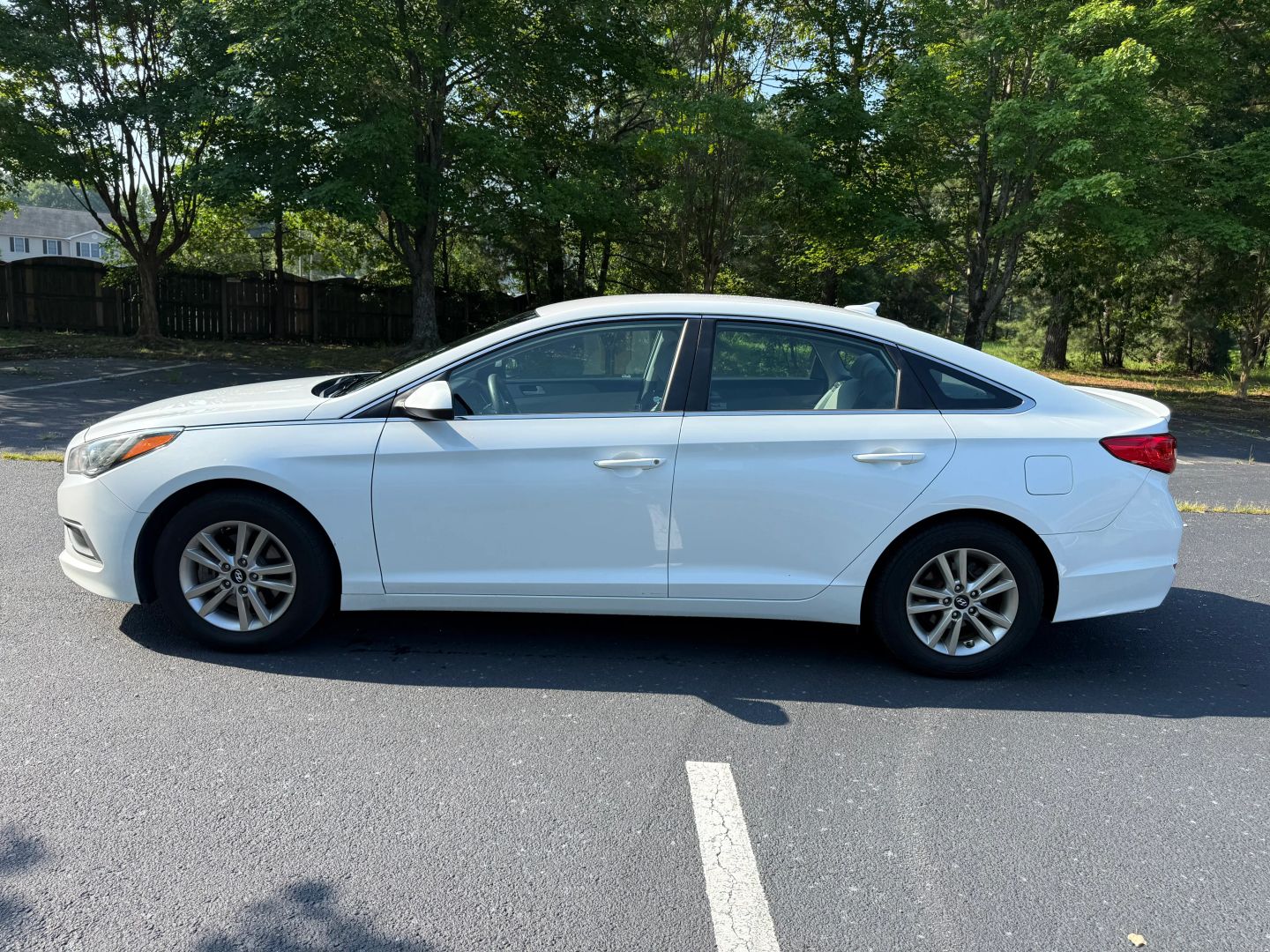 2017 Hyundai Sonata - Image 8