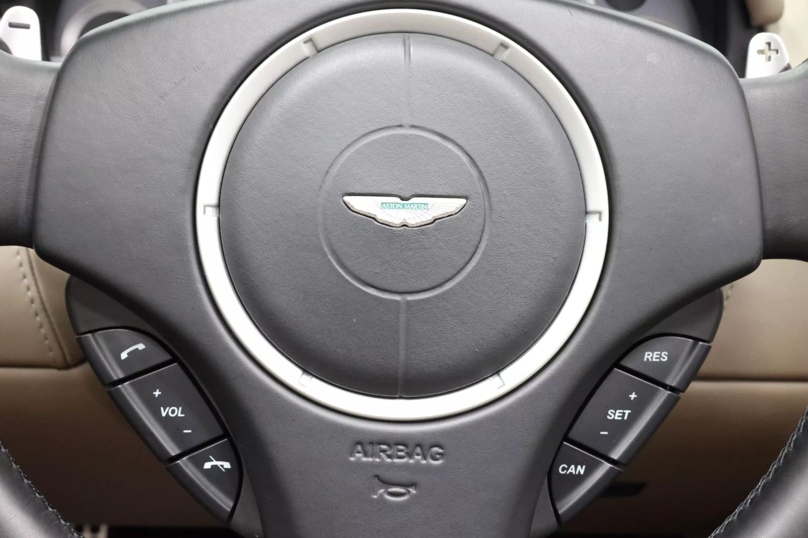 2015 Aston Martin Db9 - Image 23