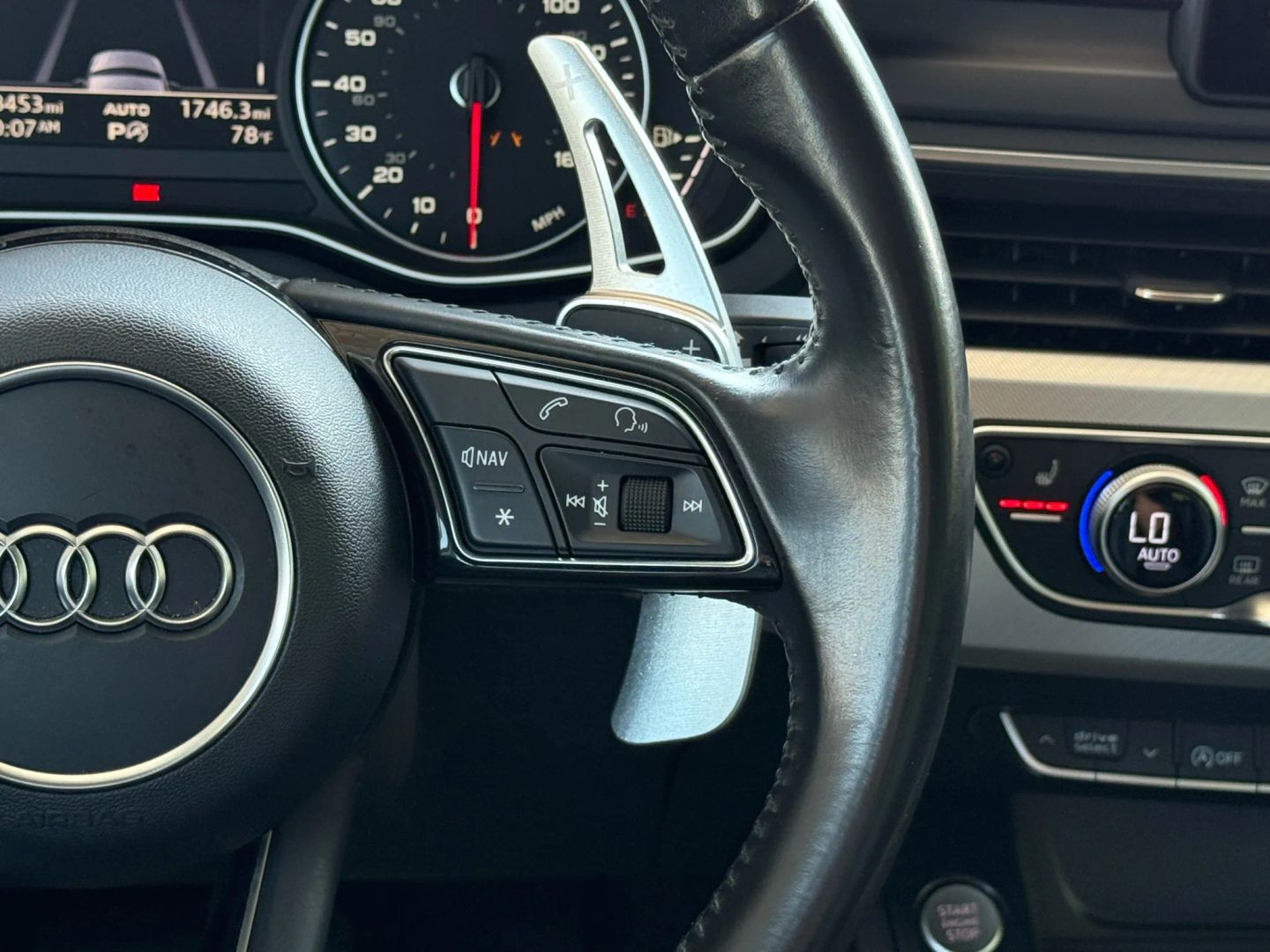2017 Audi A4 - Image 33