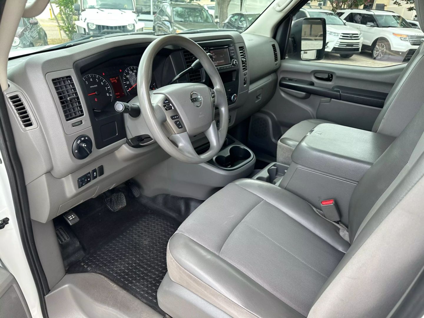2018 Nissan Nv2500 Hd Cargo - Image 12