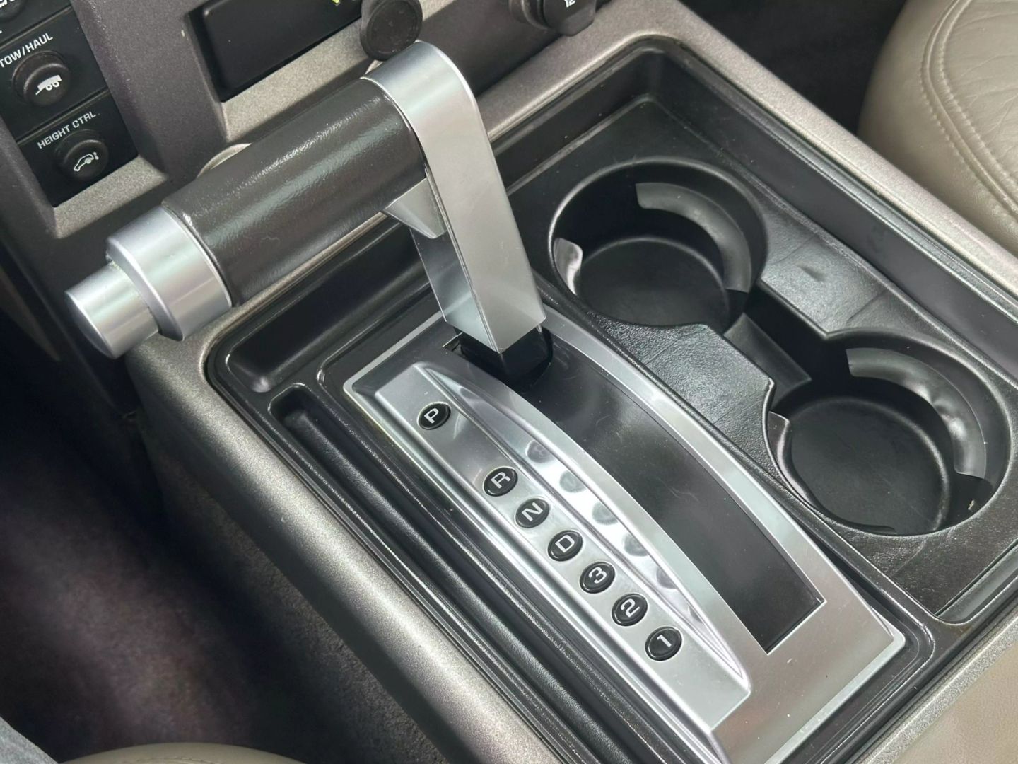 2003 Hummer H2 - Image 39