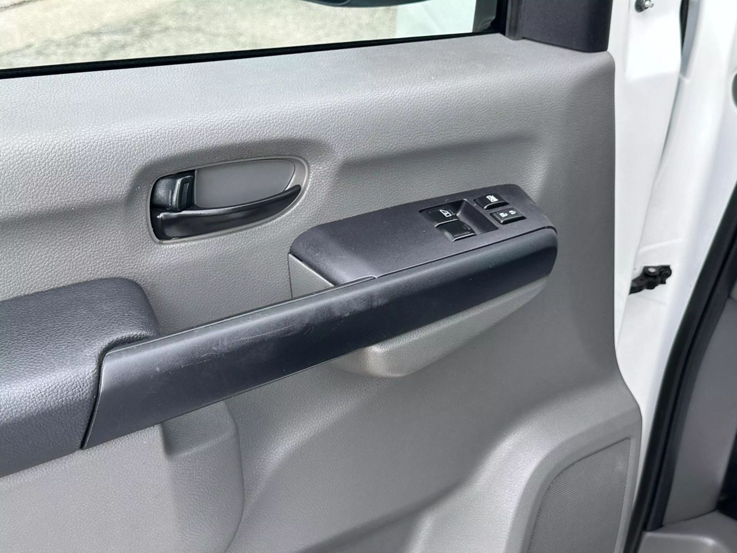 2018 Nissan Nv2500 Hd Cargo - Image 11