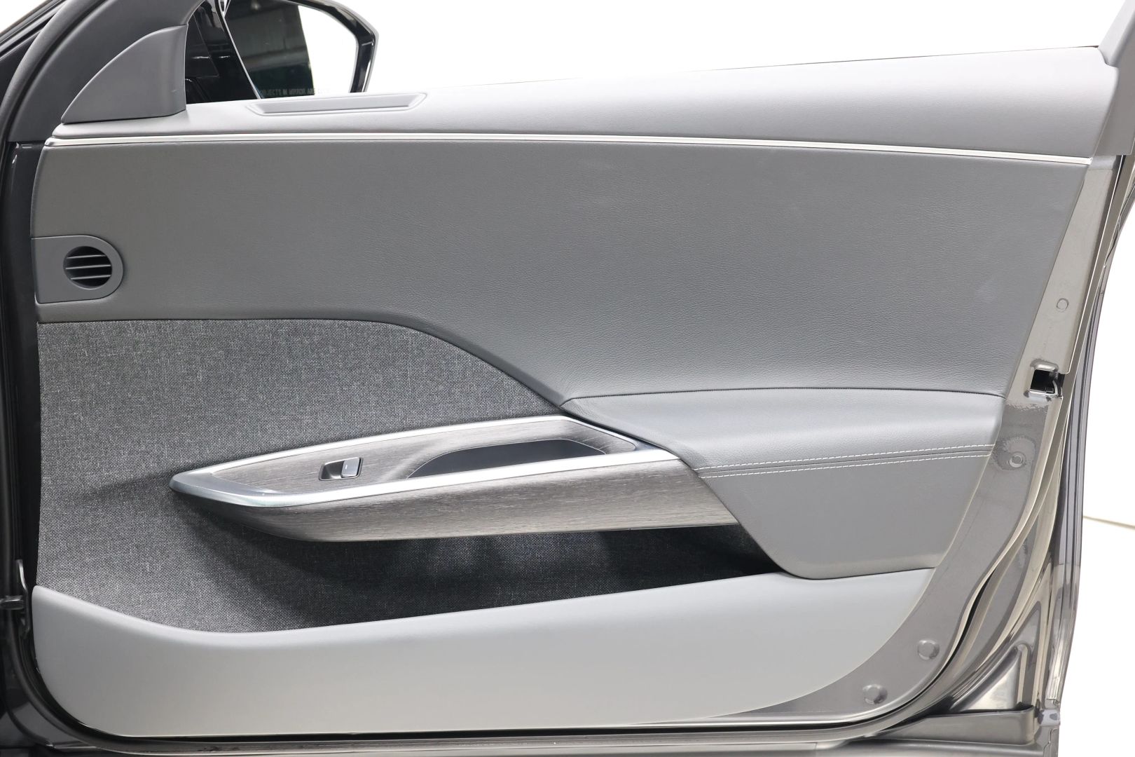 2023 Lucid Air - Image 93