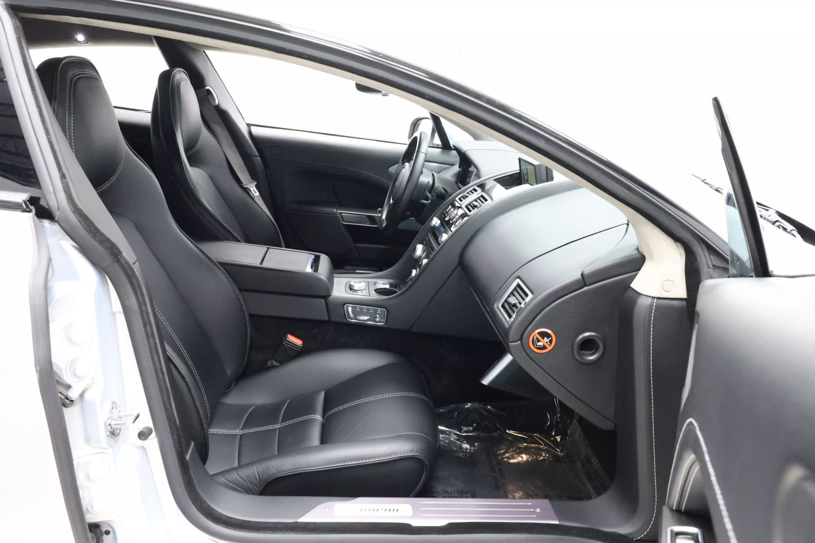 2011 Aston Martin Rapide - Image 90