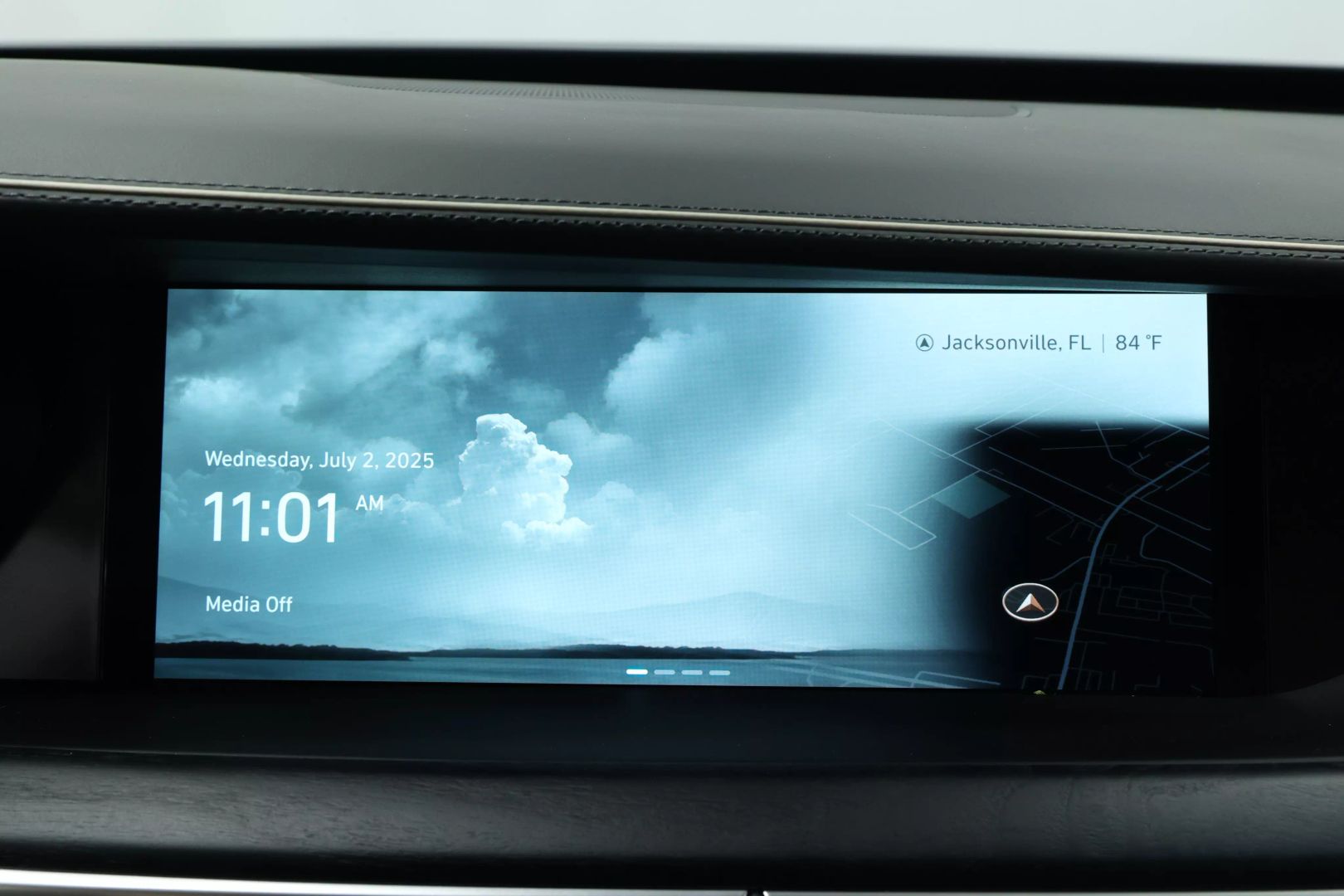 2020 Genesis G90 - Image 33