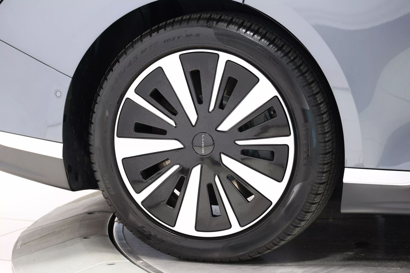 2025 Lucid Air - Image 106