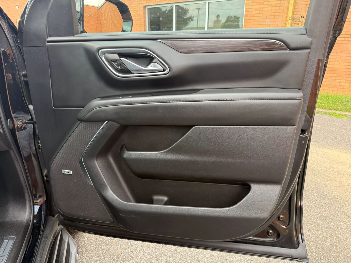 2024 Chevrolet Tahoe - Image 24