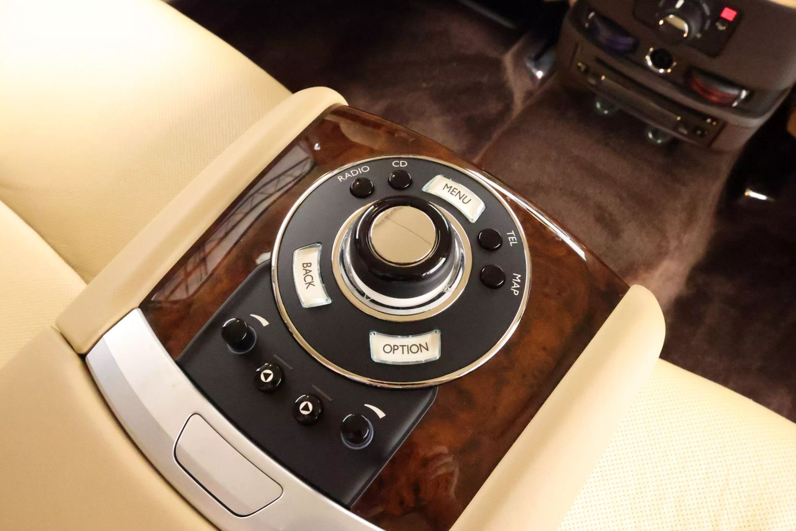 2013 Rolls-royce Ghost - Image 76