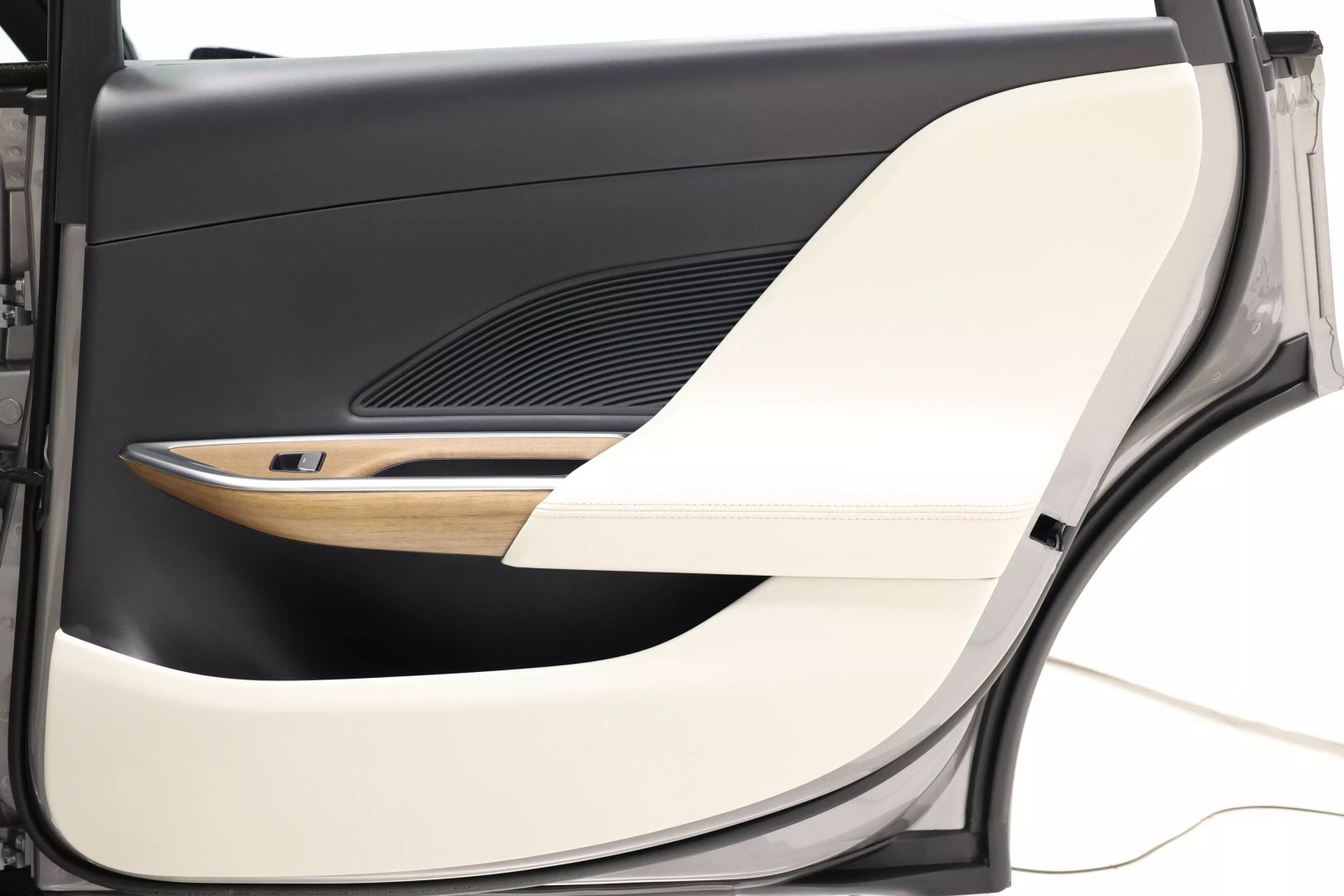 2025 Lucid Air - Image 75