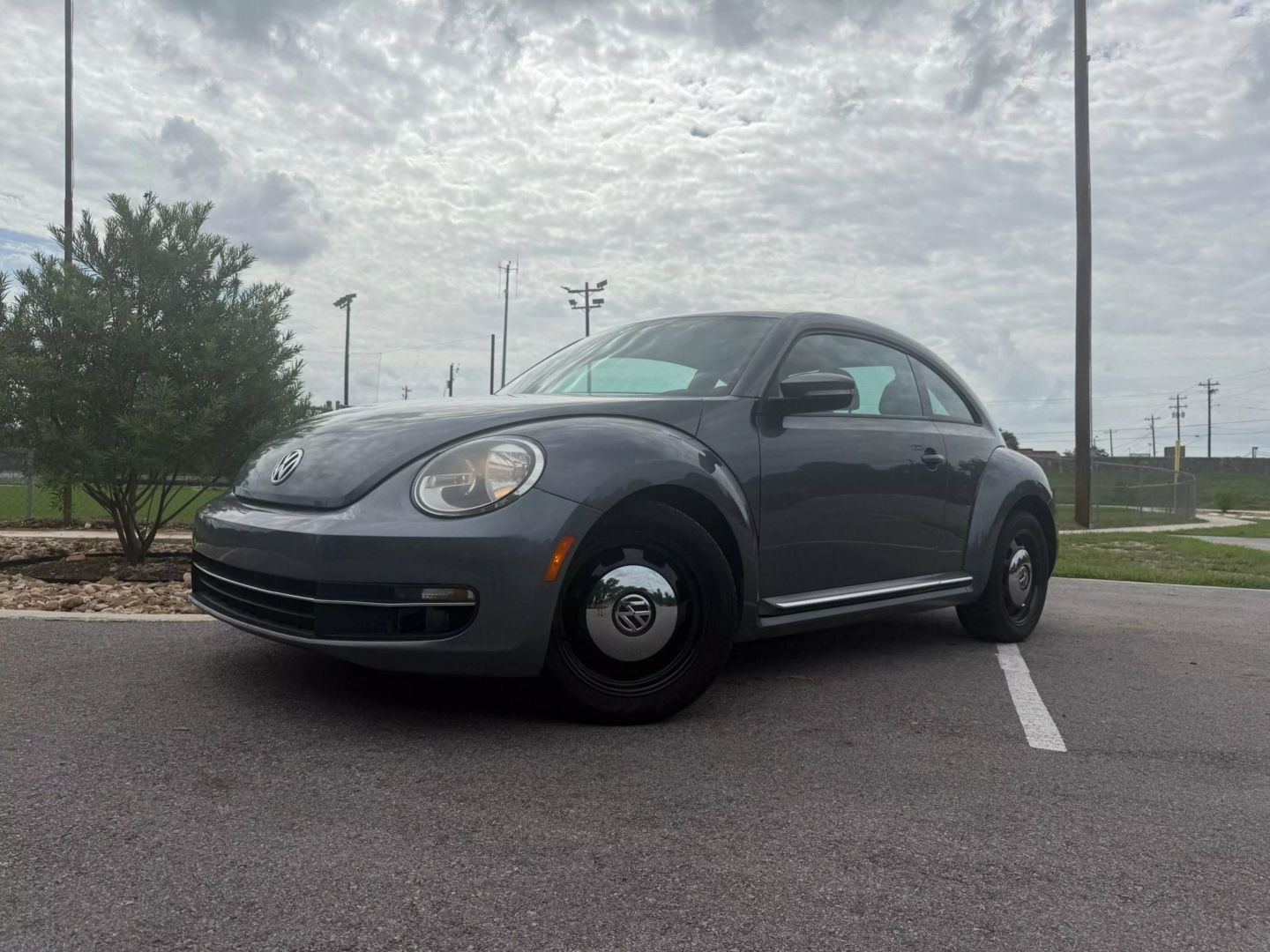 2014 Volkswagen Beetle - Image 5