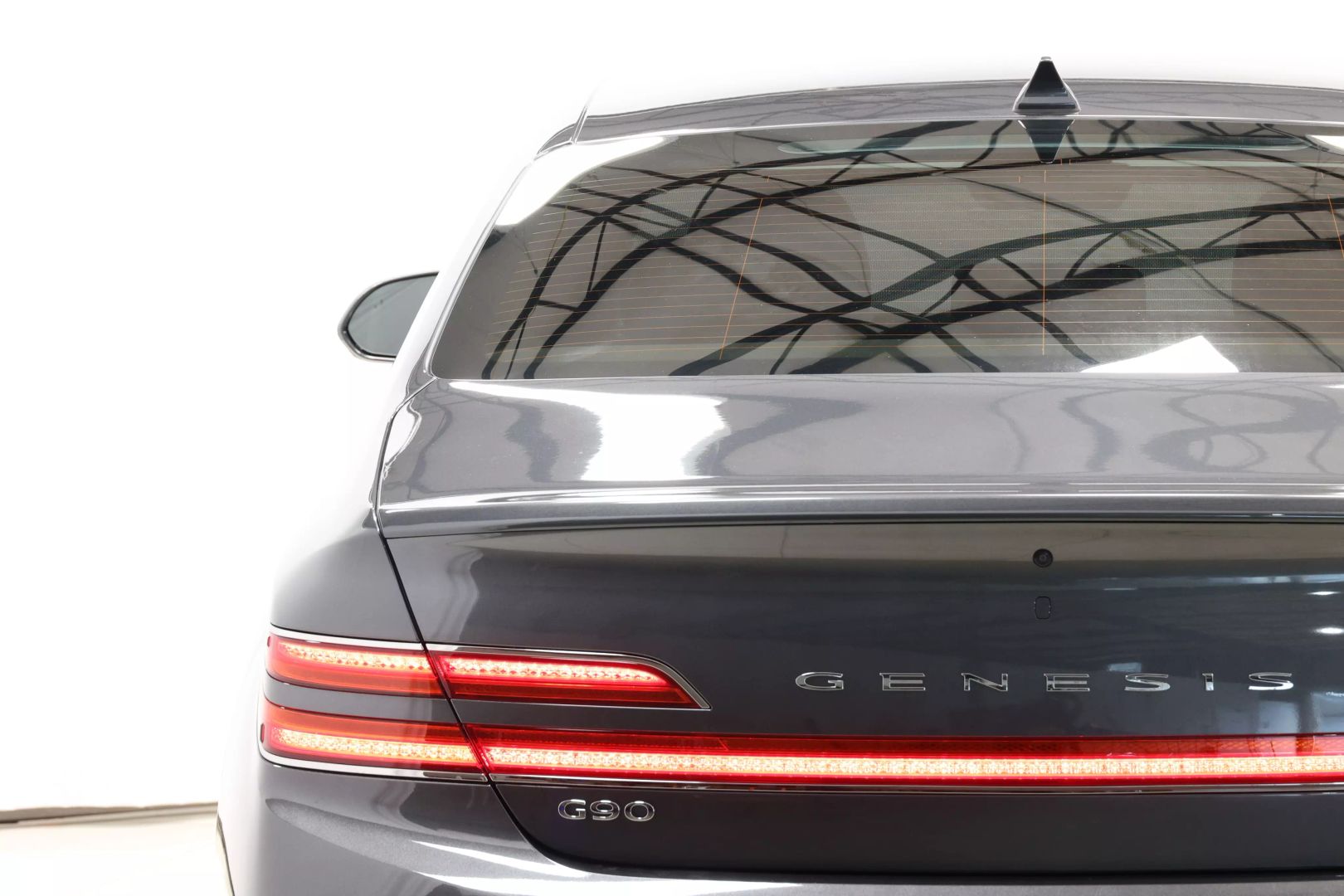 2020 Genesis G90 - Image 71